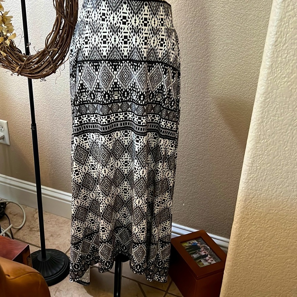 Maurice’s cute skirt! Black and whiteish/cream.